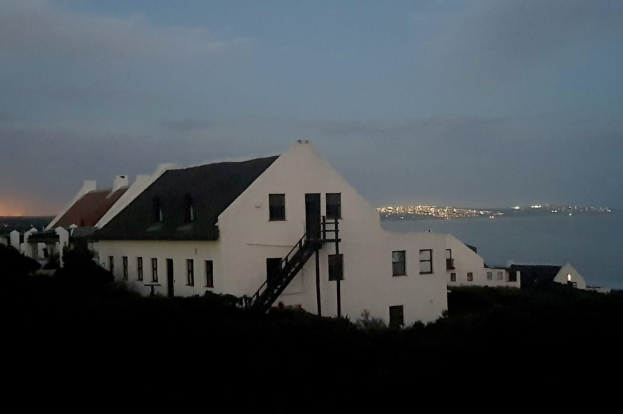 5 Bedroom Property for Sale in Boggomsbaai Western Cape